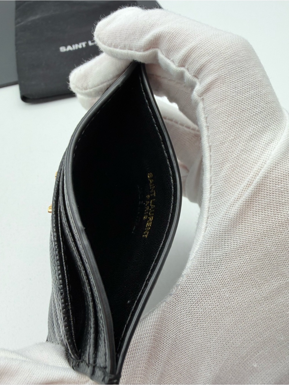 YSL Yves Saint Laurent Pebbled Leather Card holder - Picture 7 of 10